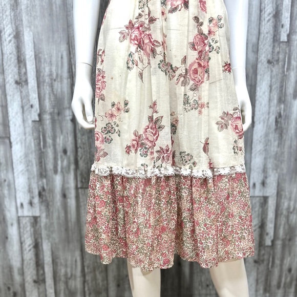 1970’s Vintage Cabbage Rose Cotton Dress [M12] - Picture 10 of 16